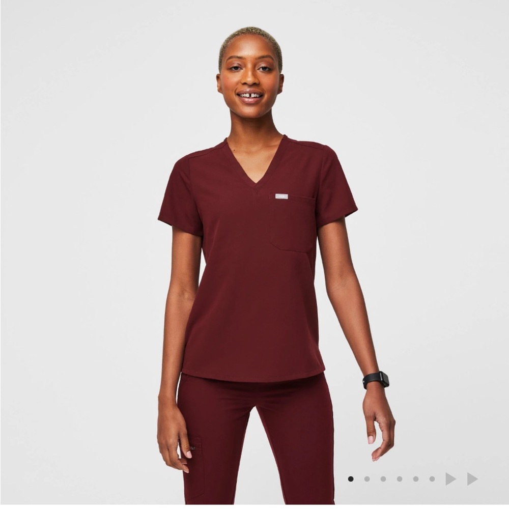 Figs Catarina Burgundy Scrub Top XS